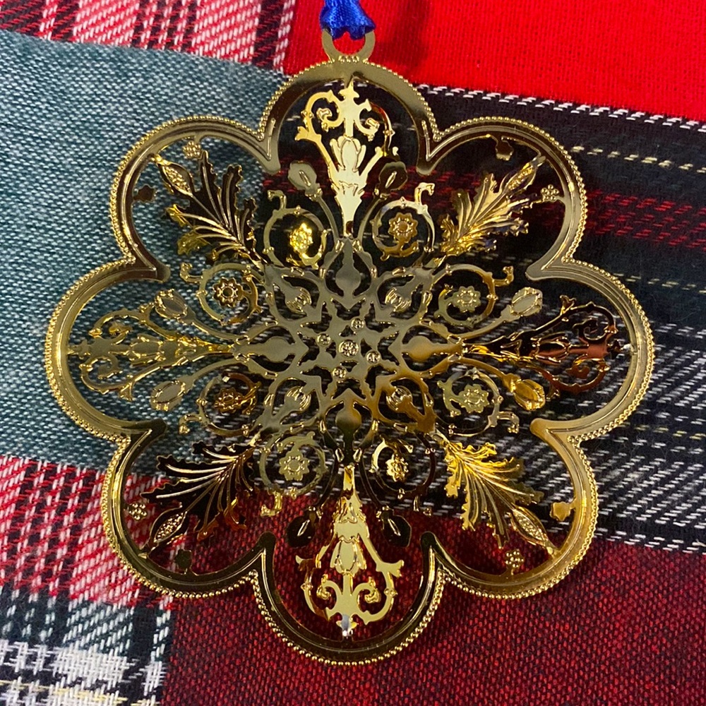 Beautiful Vintage (90’s) Baldwin Christmas Ornament